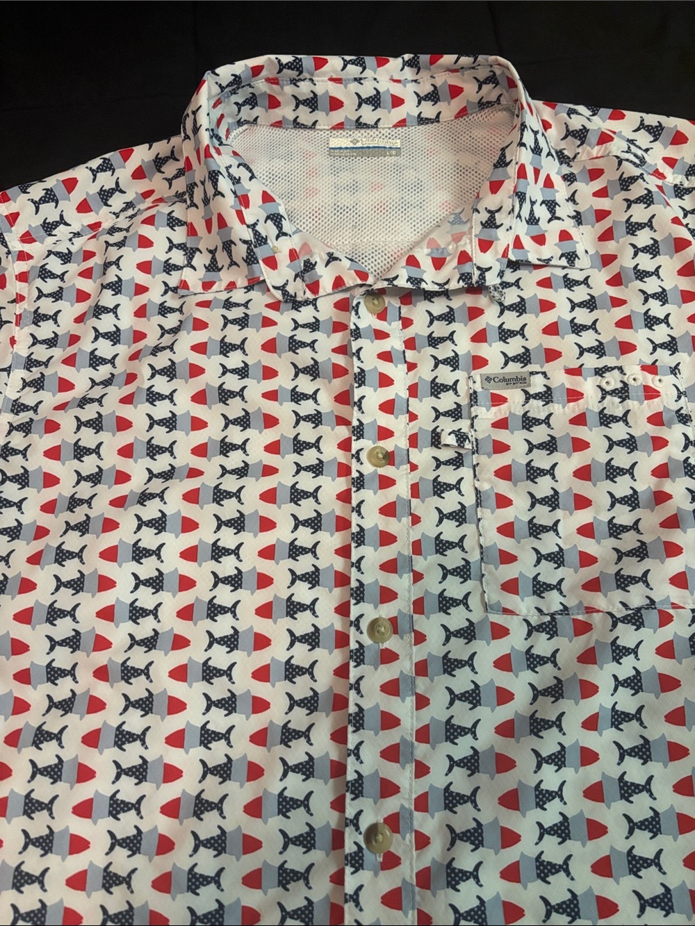 Columbia Men’s Button-Down with Red & Navy Fish Print PFG Patriotic July 4th L